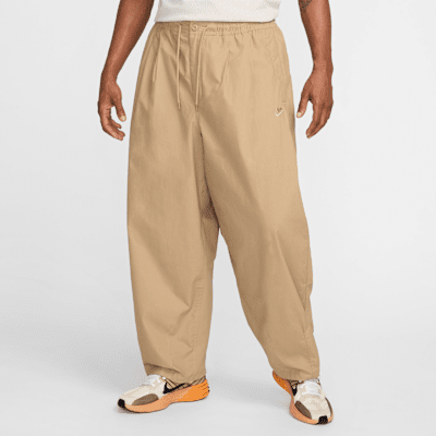 Nike Club Men's Balloon Pants. Nike.com